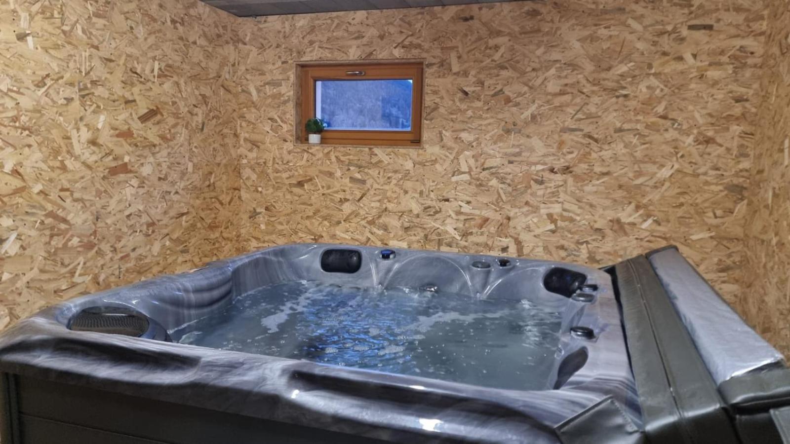 Willa Les Randogodilleurs Avec Jacuzzi A 2Kms Des Pistes Et 350M Du Theatre Du Peuple ! Bussang Zewnętrze zdjęcie